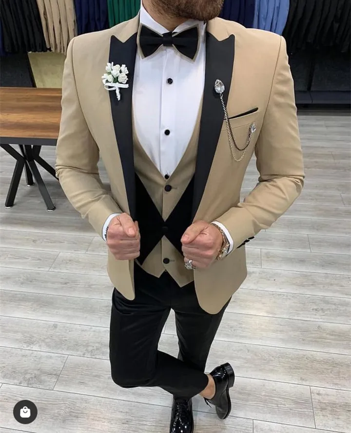 2021 חאקי חליפות גברים שחורים שיא דש תחפושת HommeSlim מתאים לנשף Terno Masculino בלייזר החתן לובש 3 יח '(ז ' קט+מכנסיים+וסט)