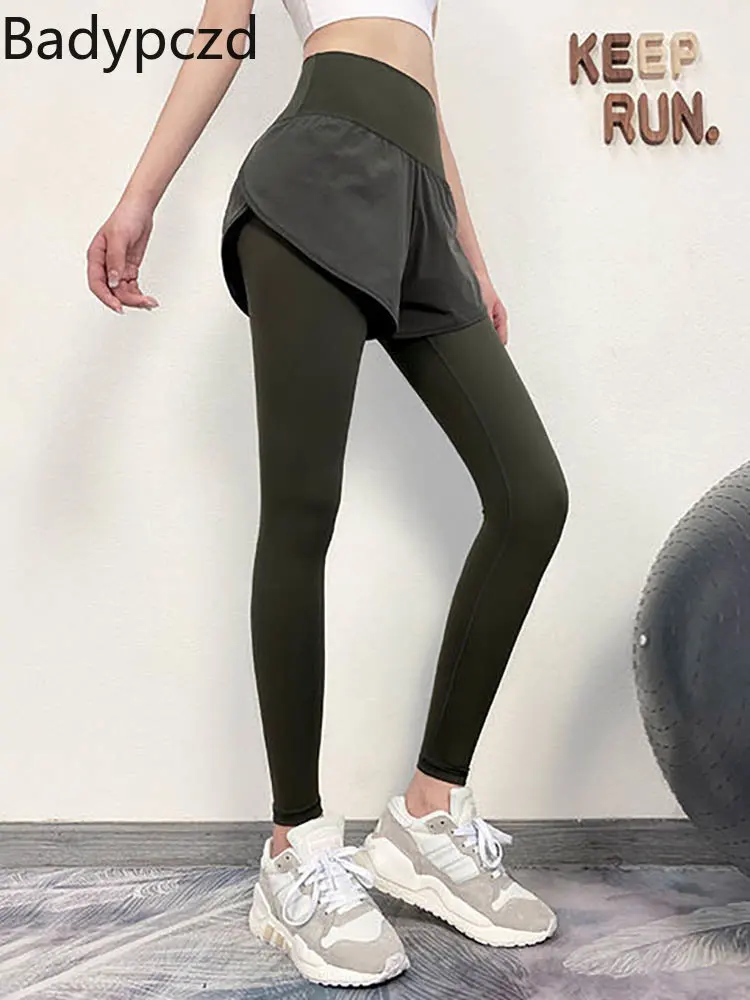 Badypczd אישה ספורט יוגה מכנסיים מזויף שני חלקים כושר מוצק ריצה ארוכה מכנסיים חותלות מכנסיים כושר ליפול נקבה בגדים
